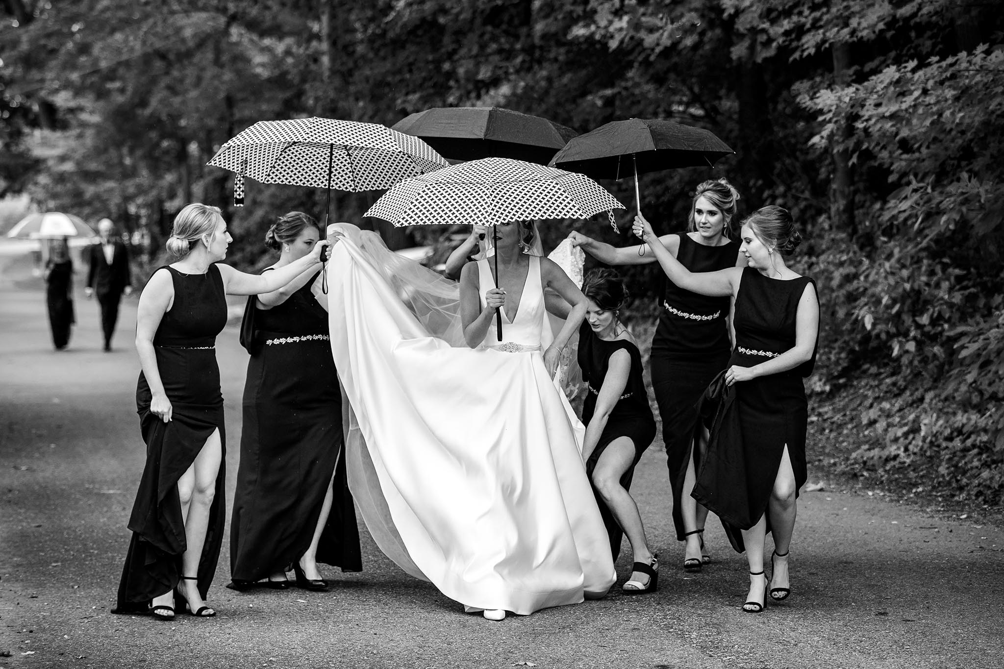 rainy outdoor wedding