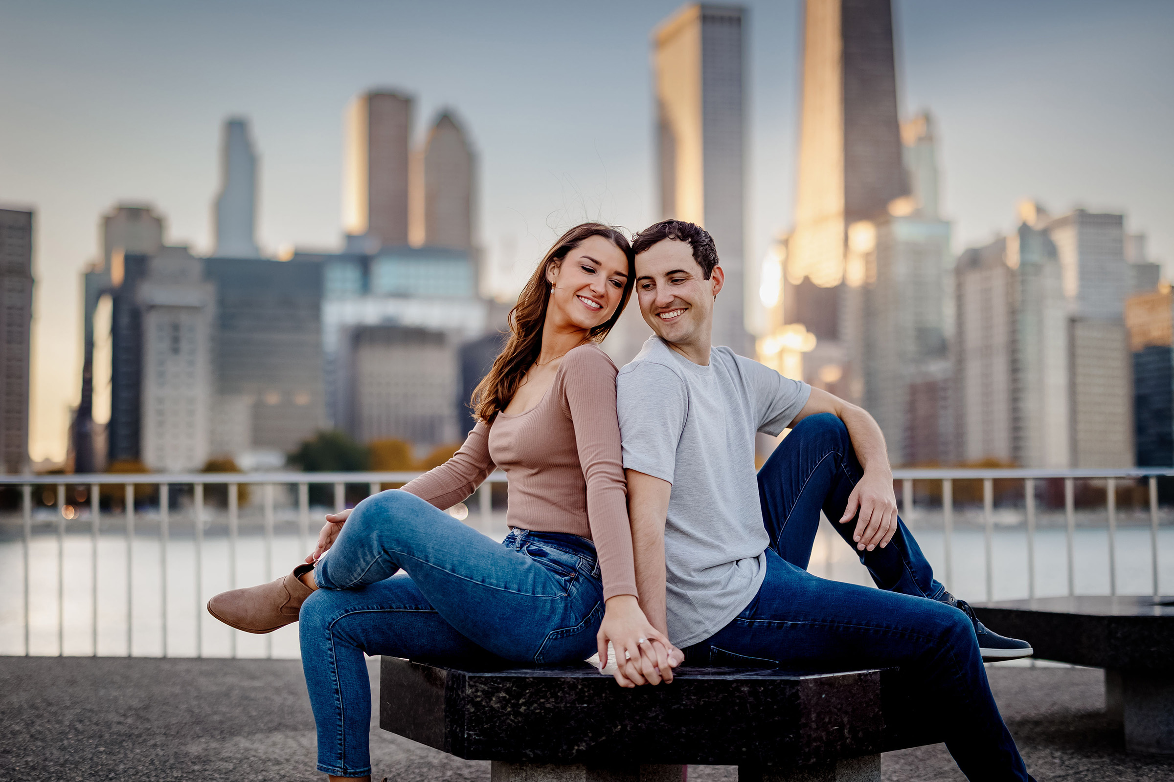 Chicago Fall Engagement Photography / Shannon & Kevin